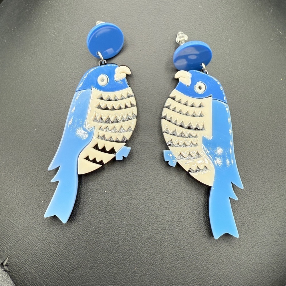 Blue Parrot Chunky Acrylic Bird Earrings - Picture 9 of 10